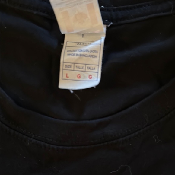 Toronto Raptors Vintage Black and Gold Women’s T-Shirt - Picture 8 of 9